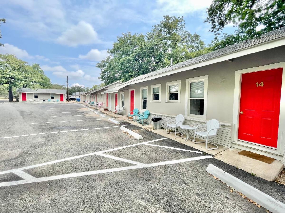 Frederick Motel Fredericksburg Bagian luar foto